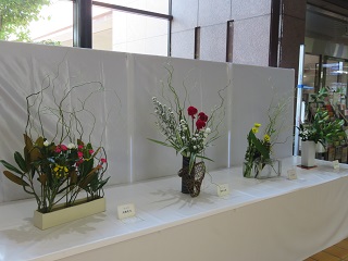 四季の花々展1