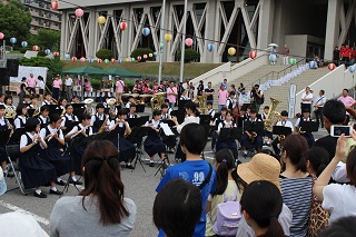 南部中学校吹奏楽演奏の写真