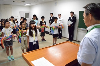 代表挨拶をする二ノ宮さん