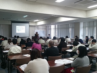 写真：認知症サポーター養成講座受講中の様子