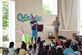 PRINCOちゃんこと増田俊康さんによるバルーンアートショーの写真