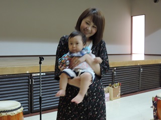 写真：今月誕生日を迎えた赤ちゃん