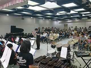 写真：東部中学校吹奏学部