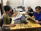 写真：音訳の様子