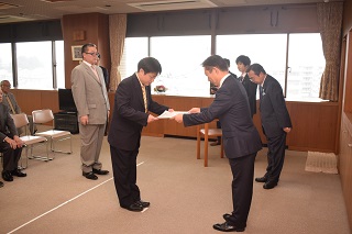 写真：受賞のようす