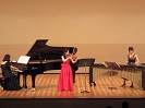 写真：ヴァイオリン、ピアノ、パーカッションによる演奏