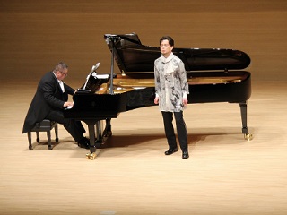 写真：錦織さんと河原さん