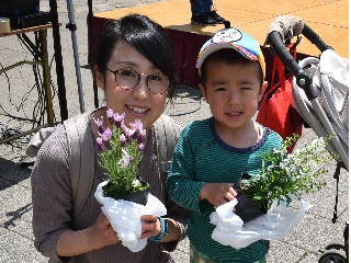 写真：まちがいさがしの様子