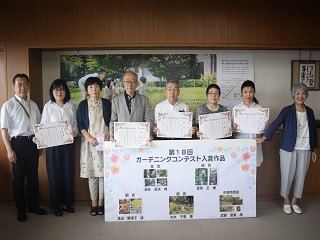 写真：受賞者たちの様子