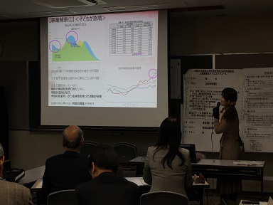 提案調整会議委員との質疑の様子