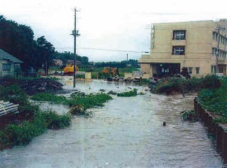 氾濫した大堀川