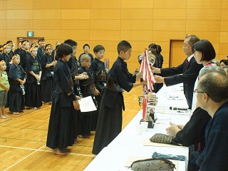 写真：閉会式の様子