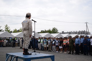 写真：防災訓練開始の様子