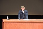 写真：日向寺太郎監督講演