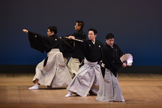 写真：日本舞踊公演の様子