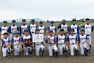 写真：準優勝した八木南クラブ