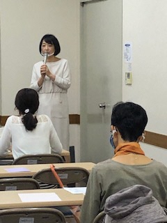 写真：講師の棚橋さん