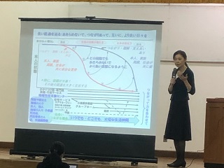 写真：講演の様子