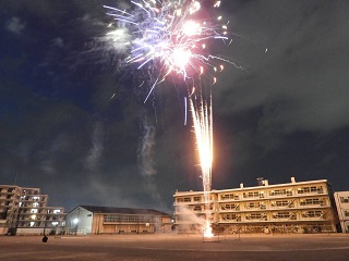 写真：間近で見る花火