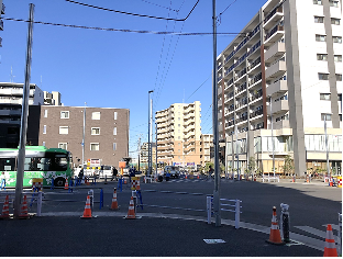 流山おおたかの森駅西口の交差点