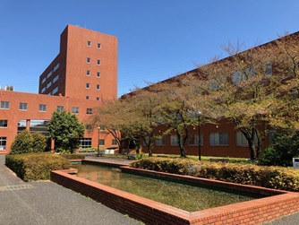 東洋学園大学校舎の写真