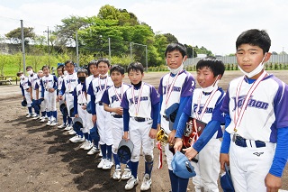 準優勝の八木南クラブ