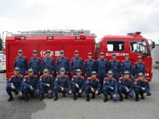 新規採用消防職員消防長査閲が実施されました。