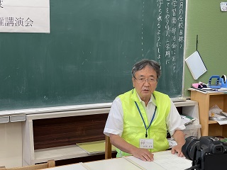 挨拶を行う海老原副会長