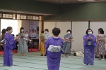 盆踊りの様子