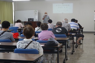 すず虫飼育教室の様子