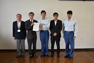 矢幡部長　安蒜氏　須藤消防長　伊藤部長　笠原消防次長