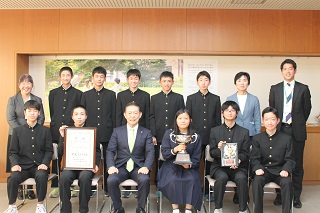 輪島さんは全日本中学校英語弁論大会決勝で第2位