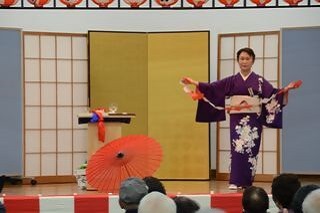 新春お楽しみ演芸館の様子