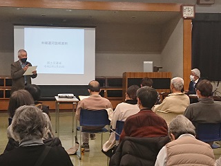 中山さんを紹介する新保会長