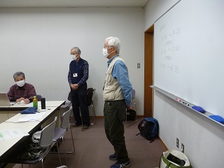 令和5年3月9日・10日、森の図書館で「パソコン初心者のためのマンツーマンによる教室」が開催されました。