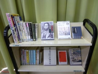 令和5年5月27日、森の図書館で、教養講座「私のひいひいじいさんは勝海舟～知っているようで知らない勝海舟～」が開催されました。