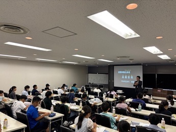 講話の様子