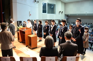 標語入選者の表彰の様子