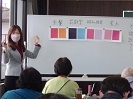 令和5年11月11日、18日、25日に流山市立中央図書館で文学講座「色で読み解く源氏物語の女君」（全3回）が開催されました。