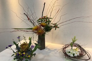 新春花飾り展示の様子