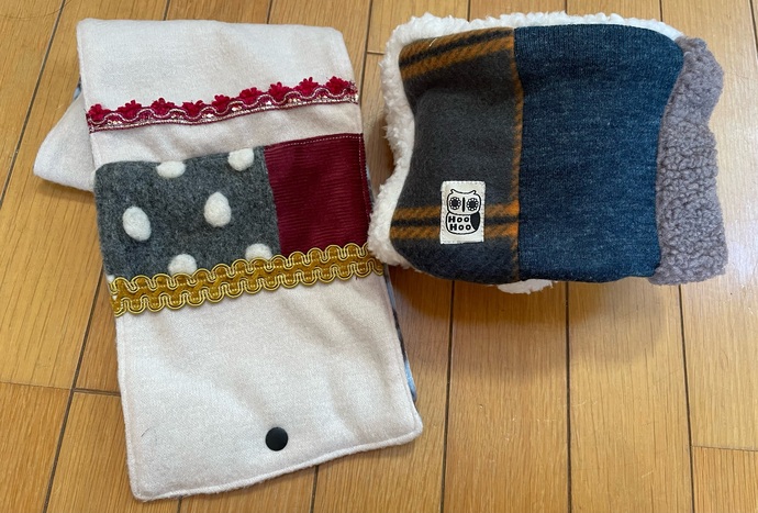 思い出の服でマフラーづくり