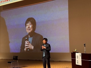 講師の山中先生