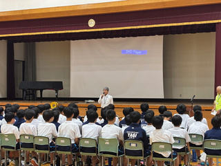 挨拶を行う松戸人権擁護委員協議会会長山口氏