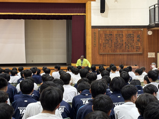 松戸人権擁護委員協議会流山部会のシールズ委員の講演の様子