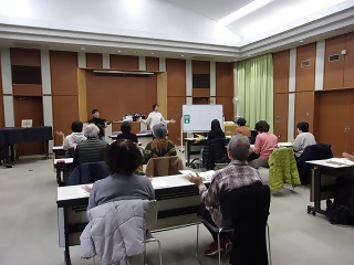 森の図書館　英語の絵本で読み聞かせ養成講座