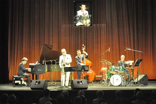 猪俣猛追悼ジャズライブ