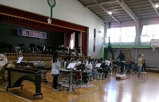 吹奏楽部による演奏の様子