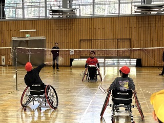 パラバドミントンの様子