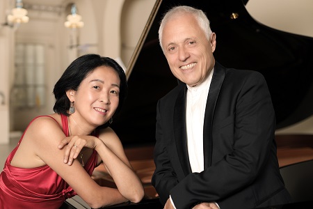 パスカル、理夏子夫妻