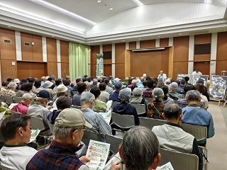 緑のカーテン（ゴーヤ）育て方講習会（森の図書館）